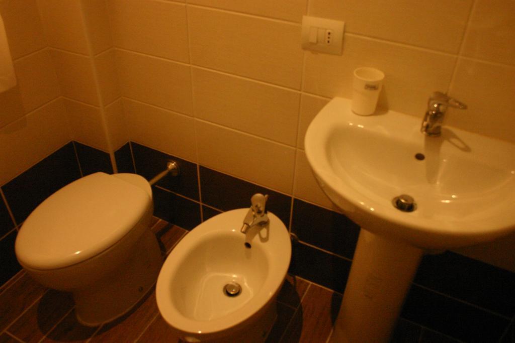 Vittoria Guest House Ρώμη Εξωτερικό φωτογραφία